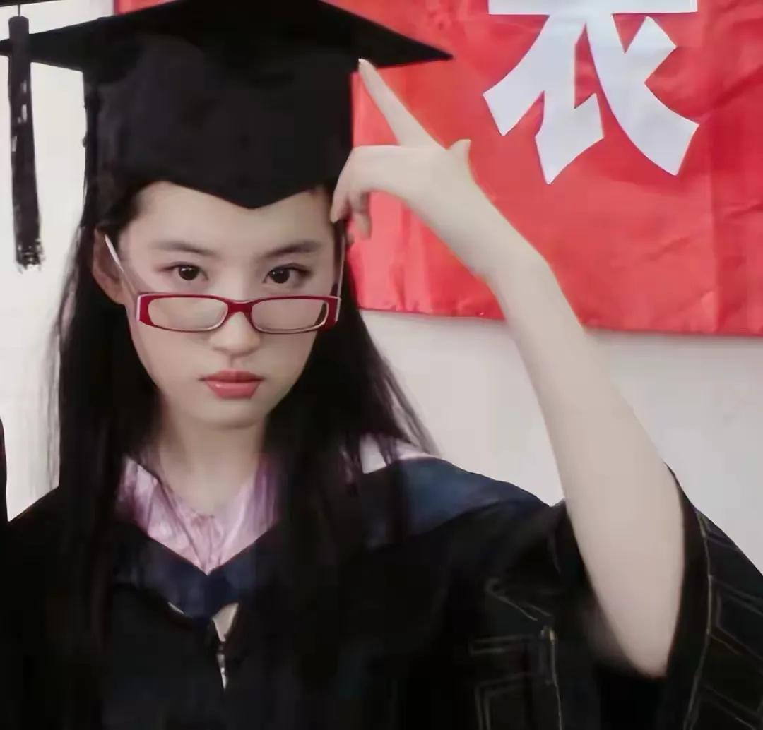 娱乐圈舆论围剿_明星的黑料都是什么,_刘亦菲负面攻势